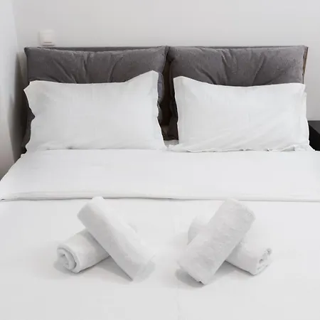 Renovated Beautiful Near Aristotelous A
